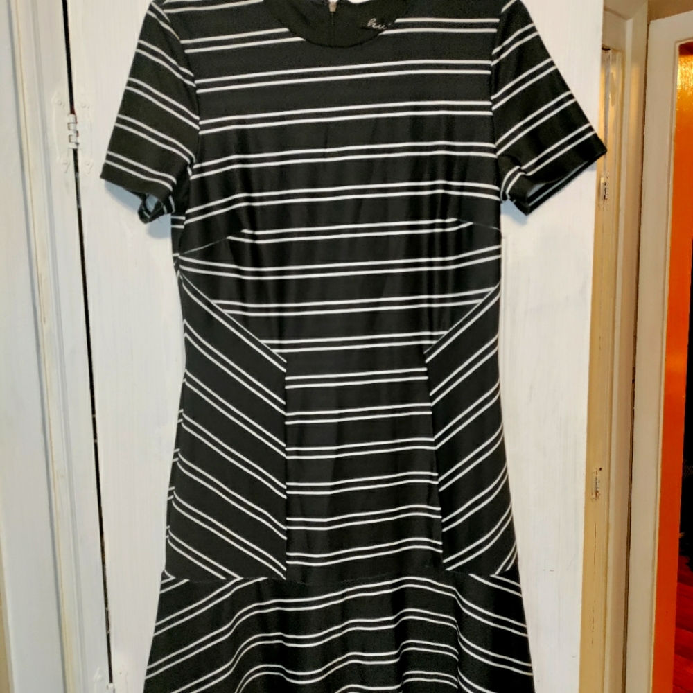 Hutch dress size medium